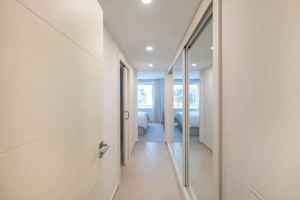 f6f35513-017a-4b81-aad9-7d75ca9a37f4