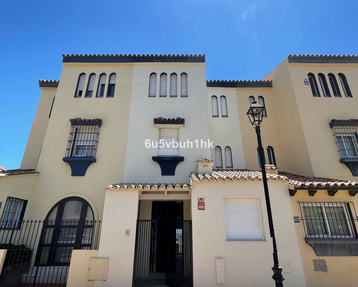 3a8bc8f0-d9f4-4888-a307-dd8382401bf5