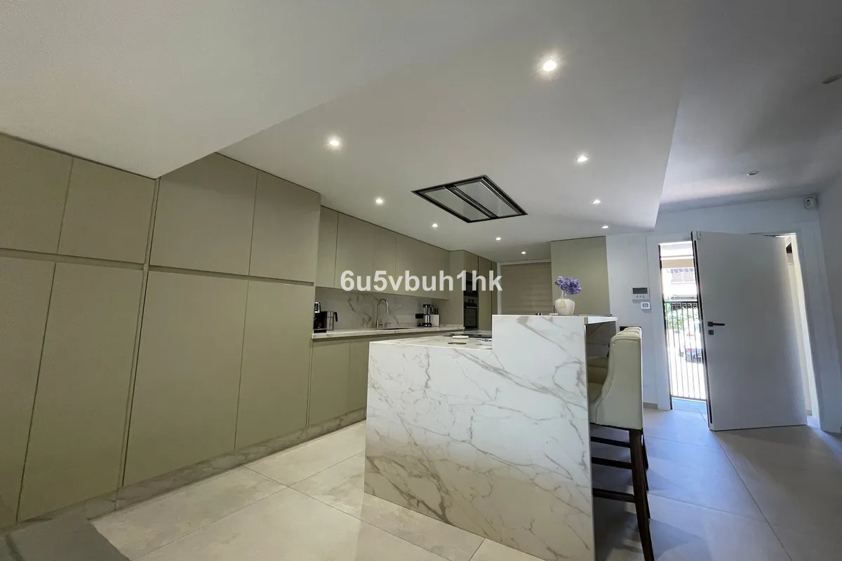 a20f36b5-9806-4d7f-b059-4d4a63367d0e