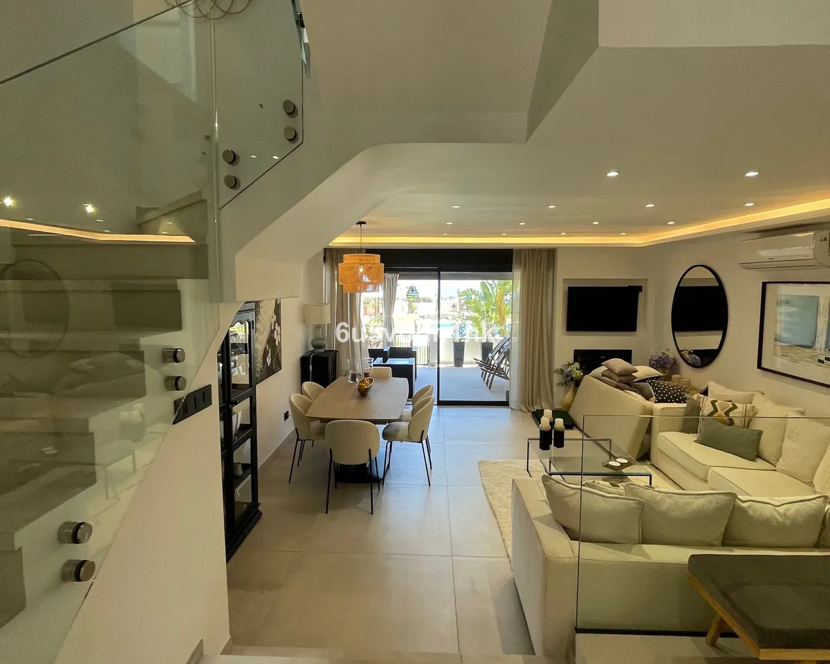 eb1a8817-26b3-4c77-8942-30b86497a903