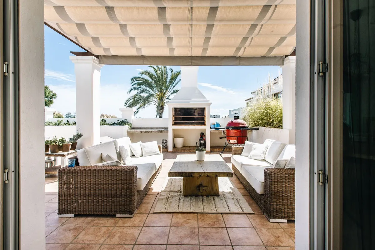 cf79bfa8-347f-4ae3-a589-b8fc77dd219a