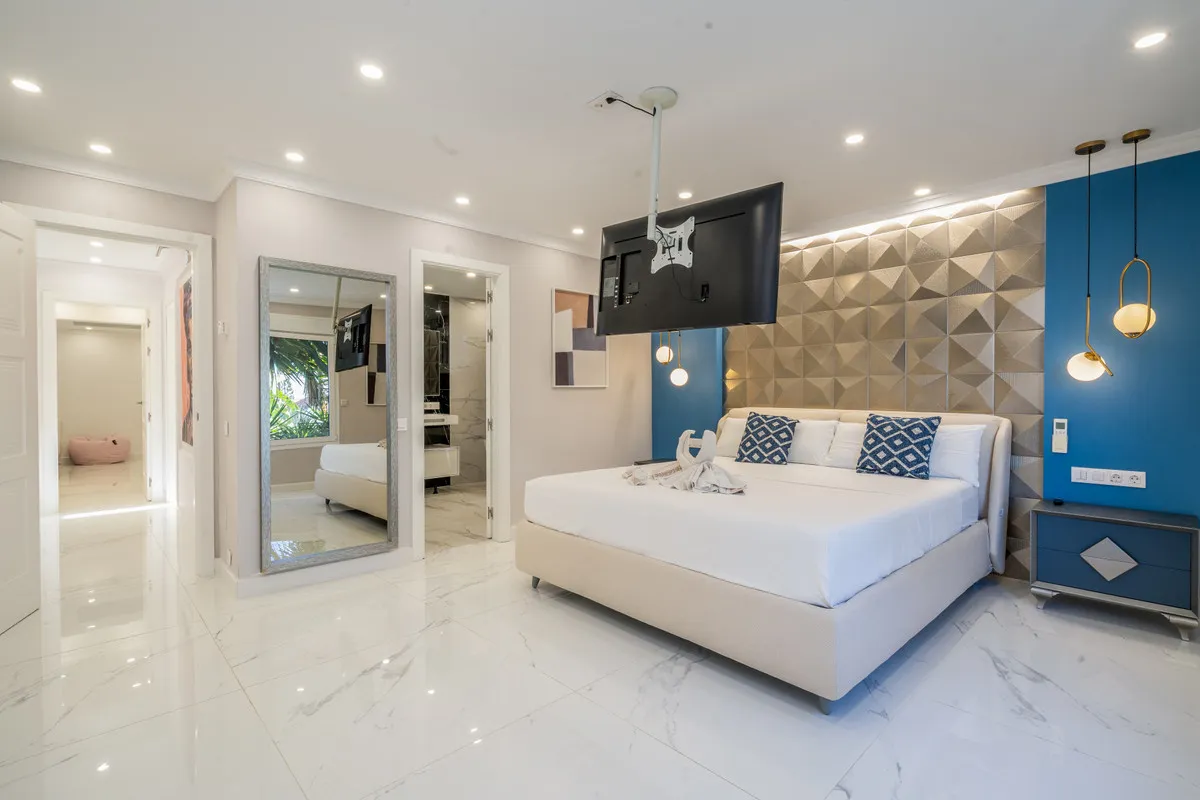 2def4c1e-69f9-41bf-9bff-c743241a545d