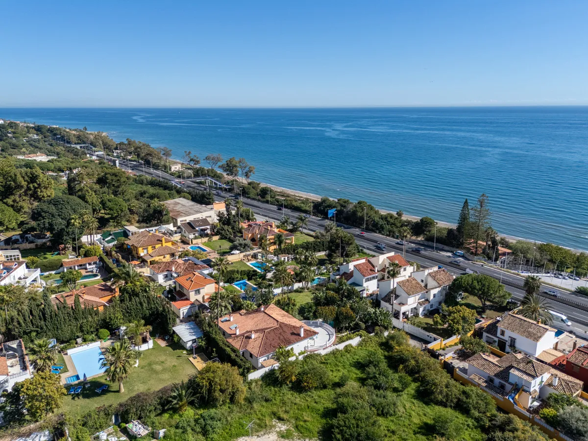 7da35c20-4a32-42fd-a06b-f9ffcb01d287