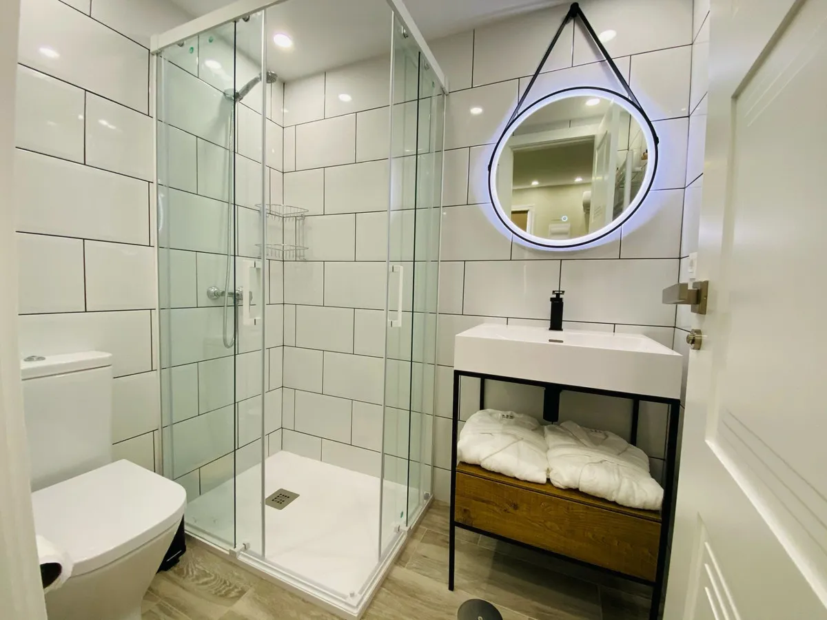 995c1c41-57df-42f0-9db6-2ec1d634565e