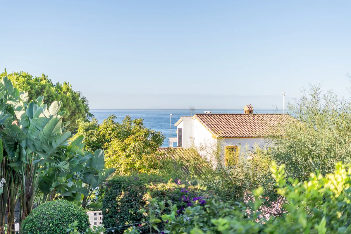 a9543771-664a-4068-9b95-a014befdee36