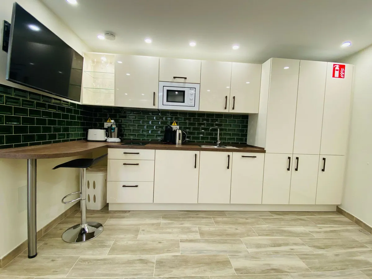 ec1210ae-496f-4b59-a61a-2e1f3cb27cf6