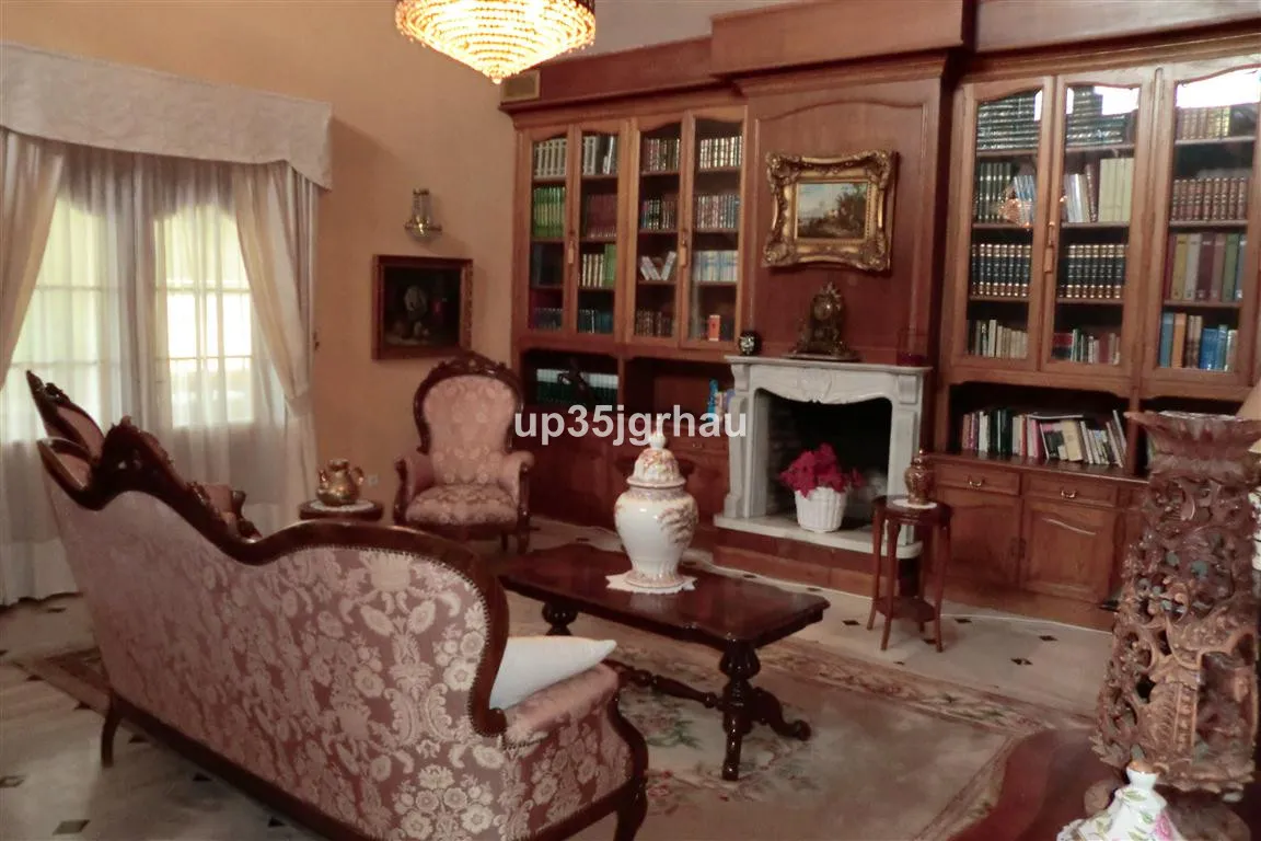 5aa97bc2-1eb5-456c-8da3-844ad8e76f1e