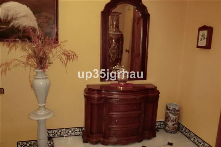 c8acd811-51a1-462e-8a59-03d74f0ada8a