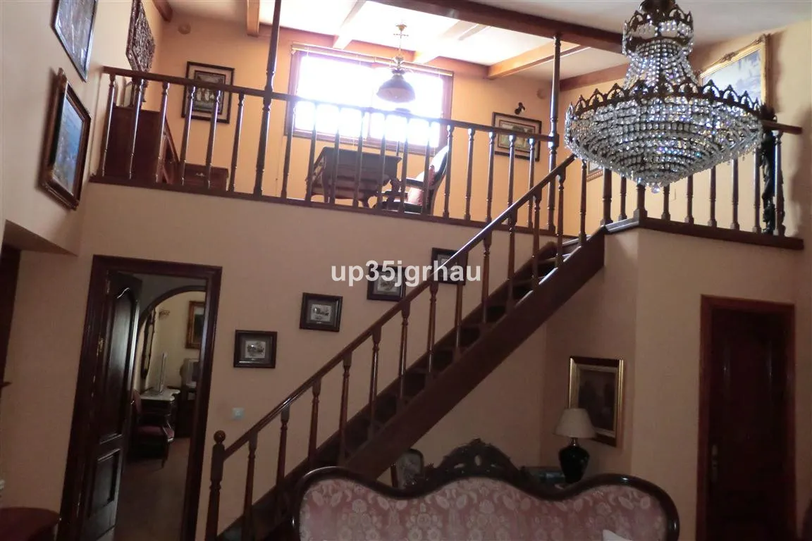 da9c4b96-04f2-4e94-9087-11bbe438a77b