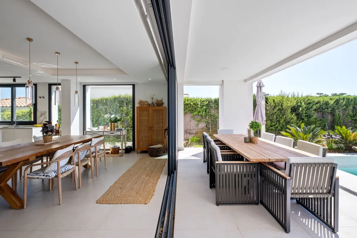 125cb41f-4f54-4cf6-aec7-fe93950c1f8d