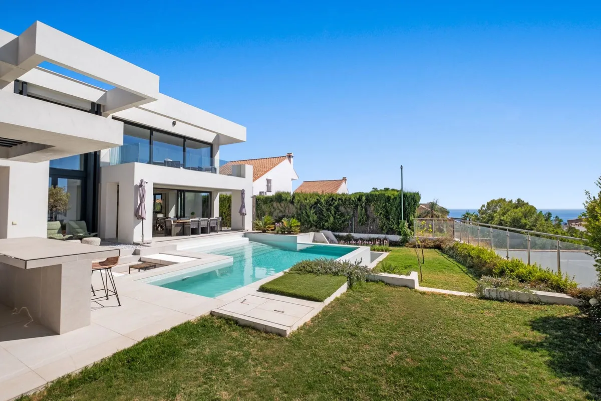 1da8fd53-5cb9-408d-942b-3ffc4c253ac2