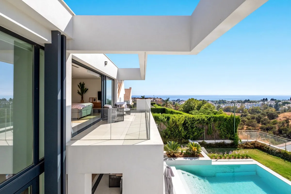 301393b8-905c-446c-8590-d3e1bfef2f5d