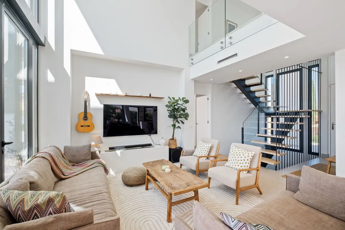 522995a0-ad91-4f48-aa73-0081961036c2