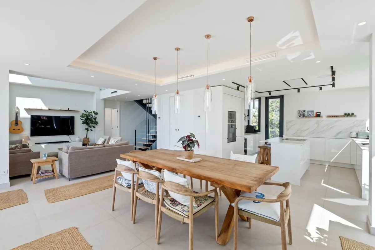 7829ddd5-9313-4fea-83e8-1fce2b66112d