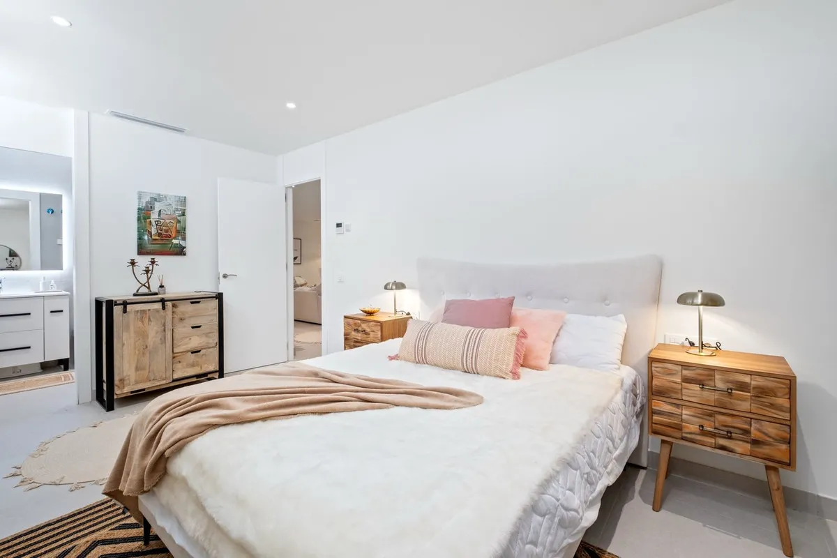 8a6a503f-801b-4e2d-a53f-3c81cc6fcedd