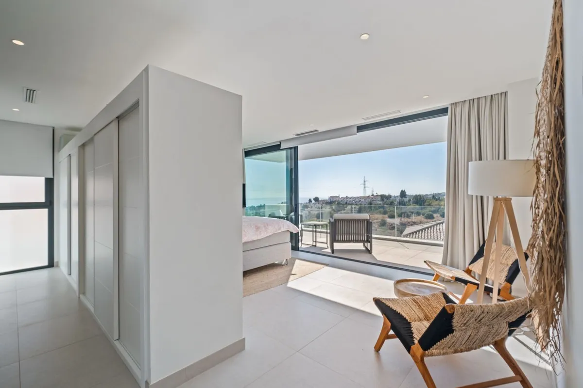 d4d8a417-9fd2-4efd-8649-9bfd4a1e772c