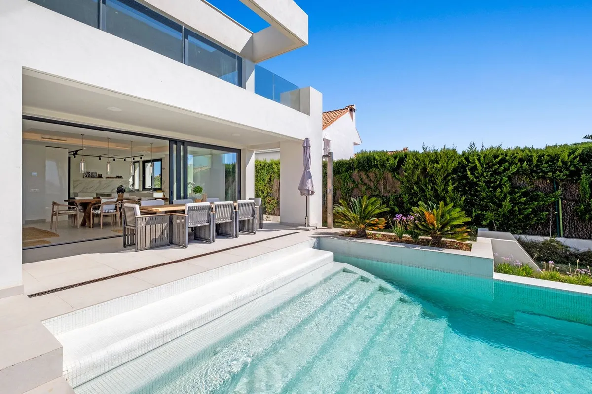 e0b88a02-10ad-44ac-8940-701cf5e1df9d