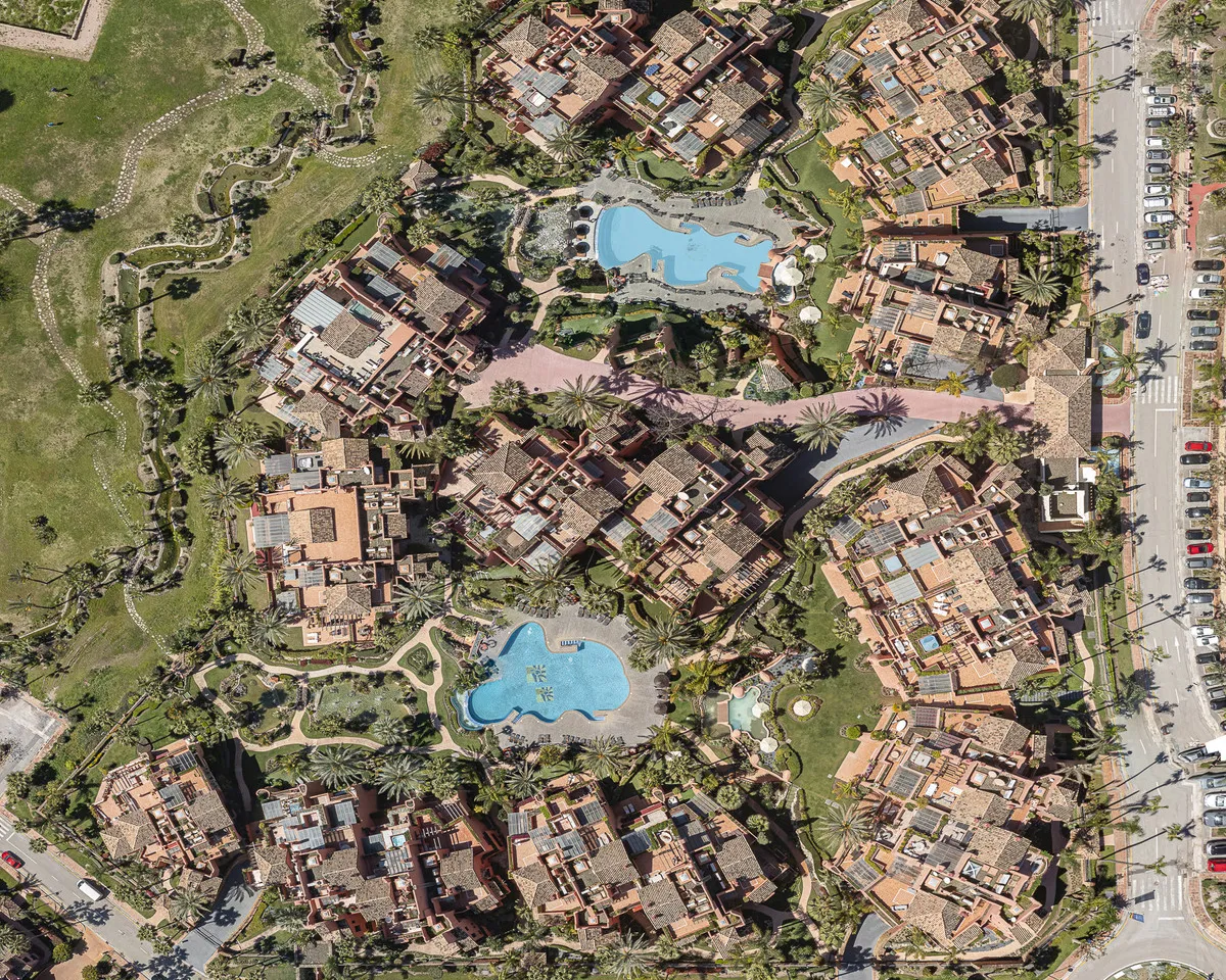 4ce9ce2b-65b4-4b27-b796-b79056f0548d