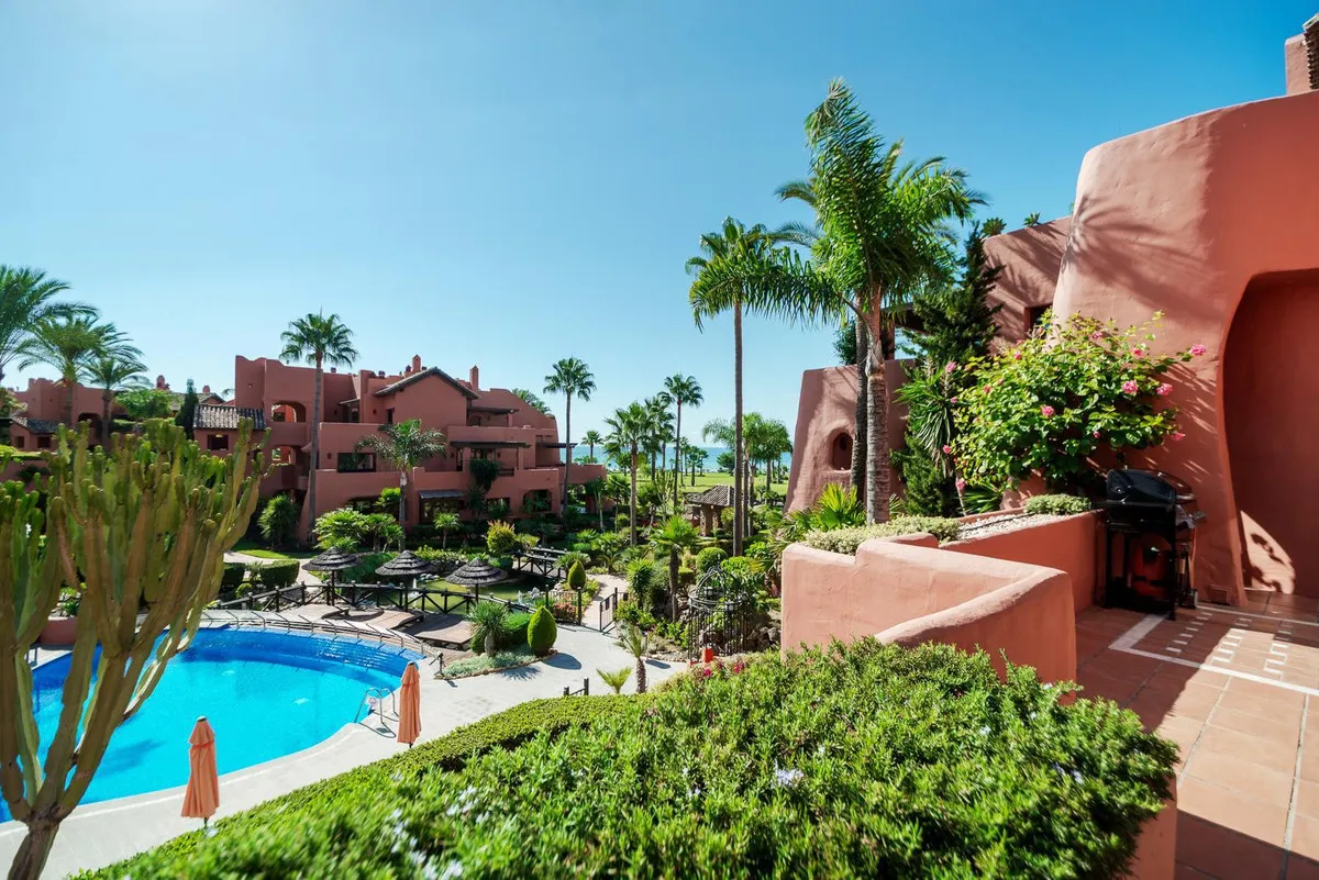 9b6ec3f9-4040-4b7b-908a-c1c20a3acce1