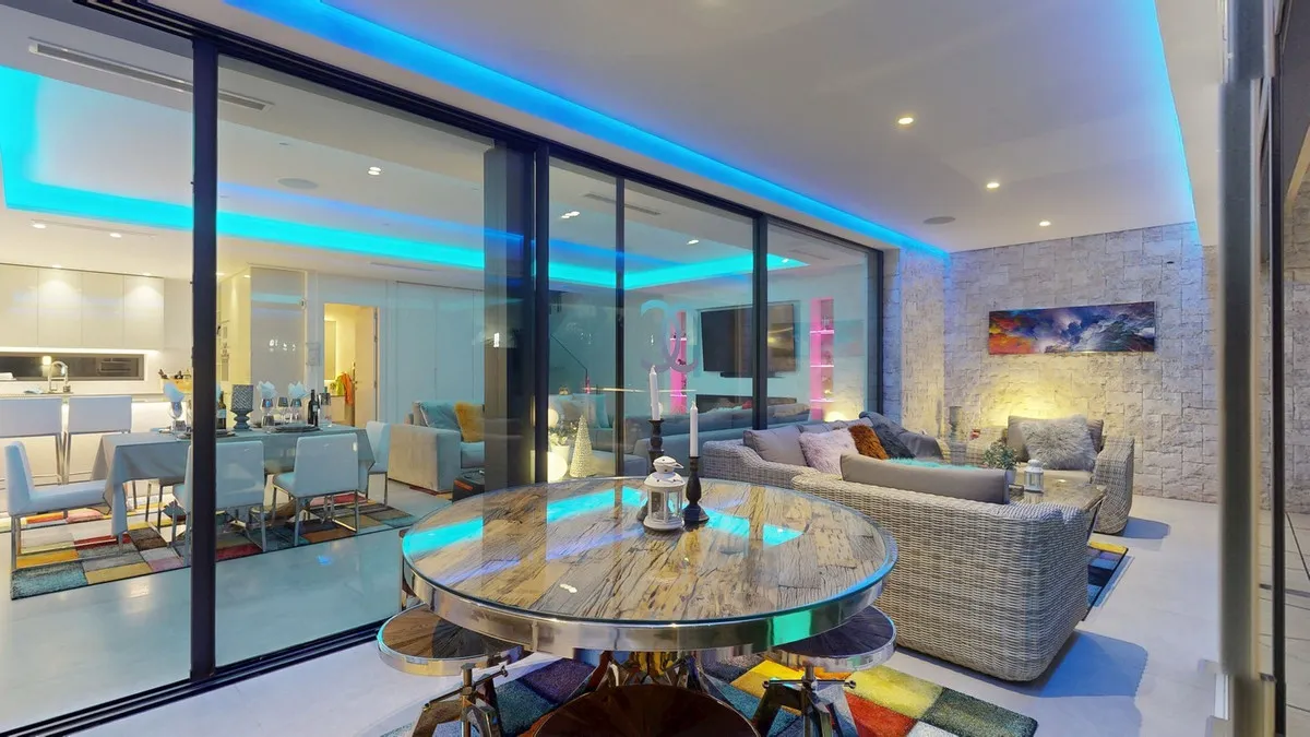 0d698cbf-213b-4145-af95-60b4eddc4a20