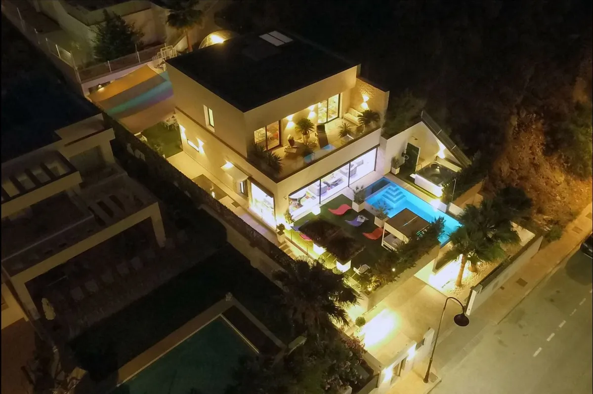 7298a886-323d-4bb3-bb80-1928c2c587c7