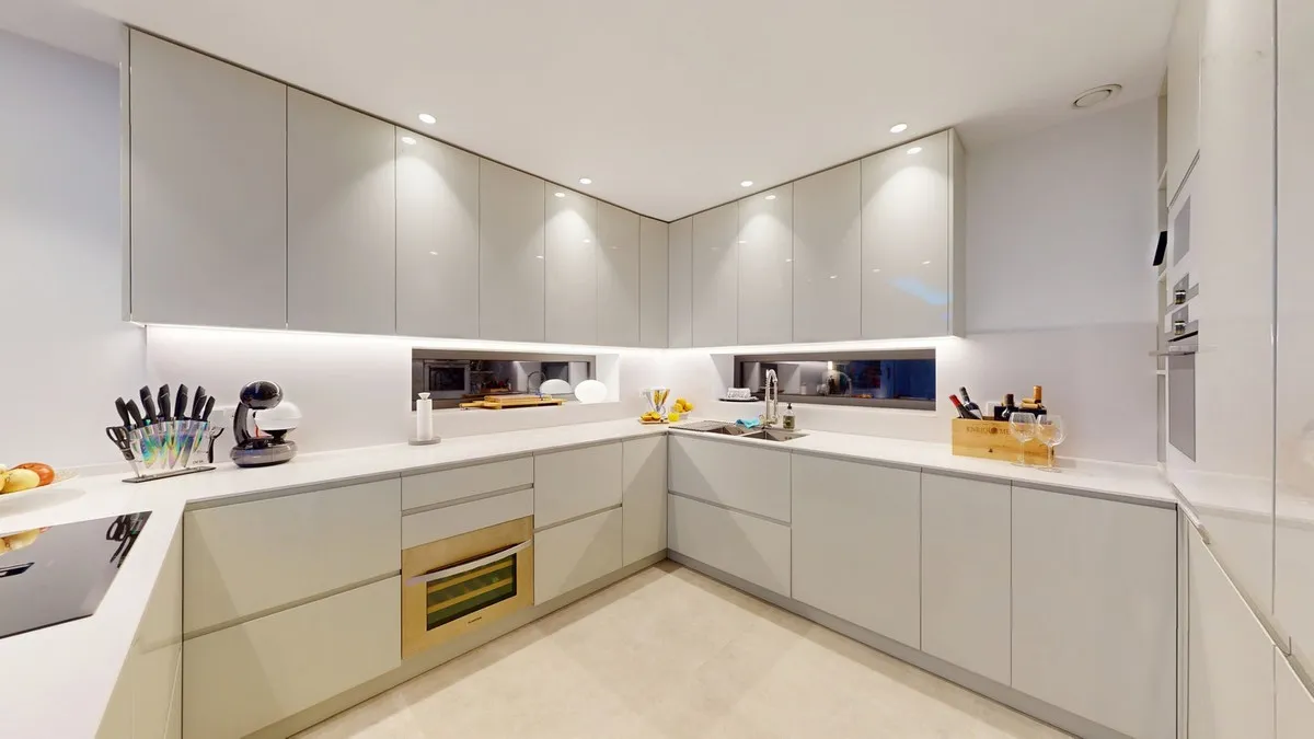 e264bc4b-e969-4c28-96d6-a2171149bdef