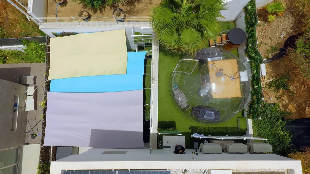 ec32af36-afe6-48df-bbbe-ee1056a4d7d0