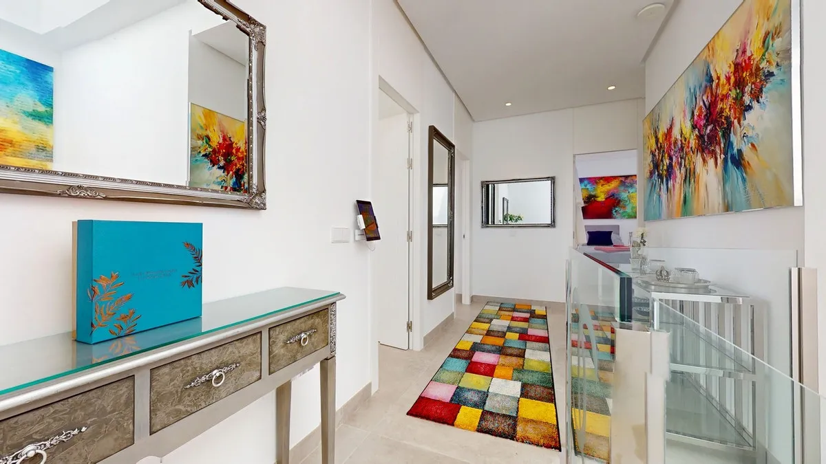 f9c0f8e1-85c4-44e1-83ec-54eaad499217