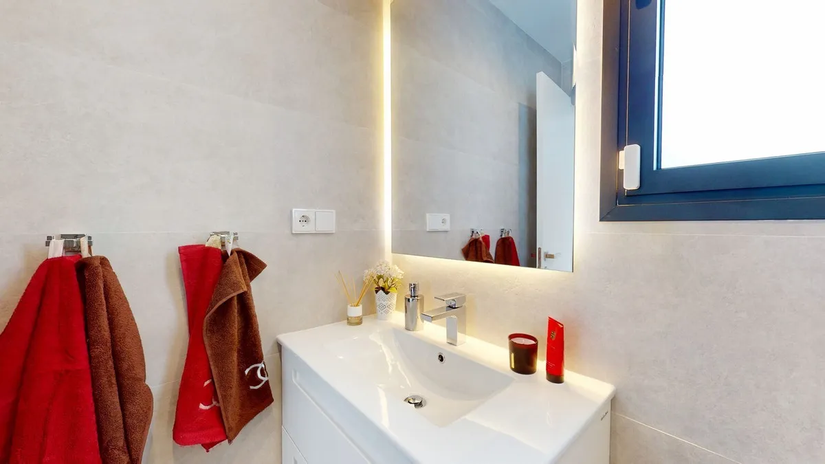 fc1ec30f-ea3f-4a2b-bee7-7224d35f8d1b