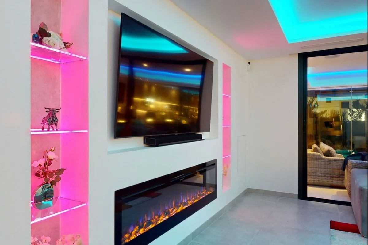 fe043e46-74cc-4572-9072-e75762e34dab