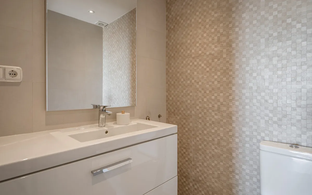 a9146d72-9ae8-4d6b-bba3-ed6b8a3a37d3