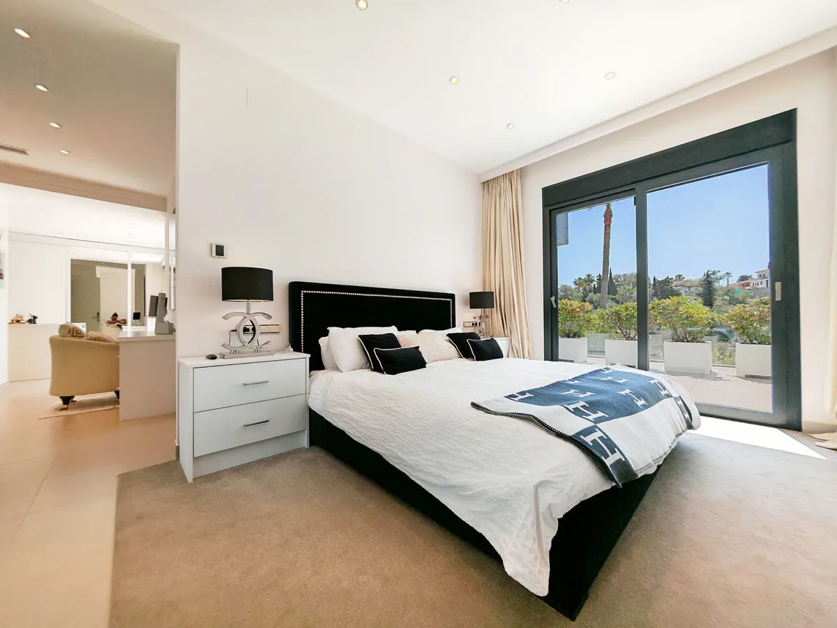 cf93ee0d-1430-47a2-85d6-8b333ab8b4e3