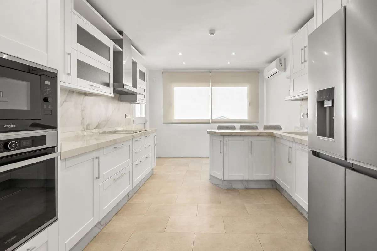 17ee9298-fb25-40a7-9266-35ad6d40298e