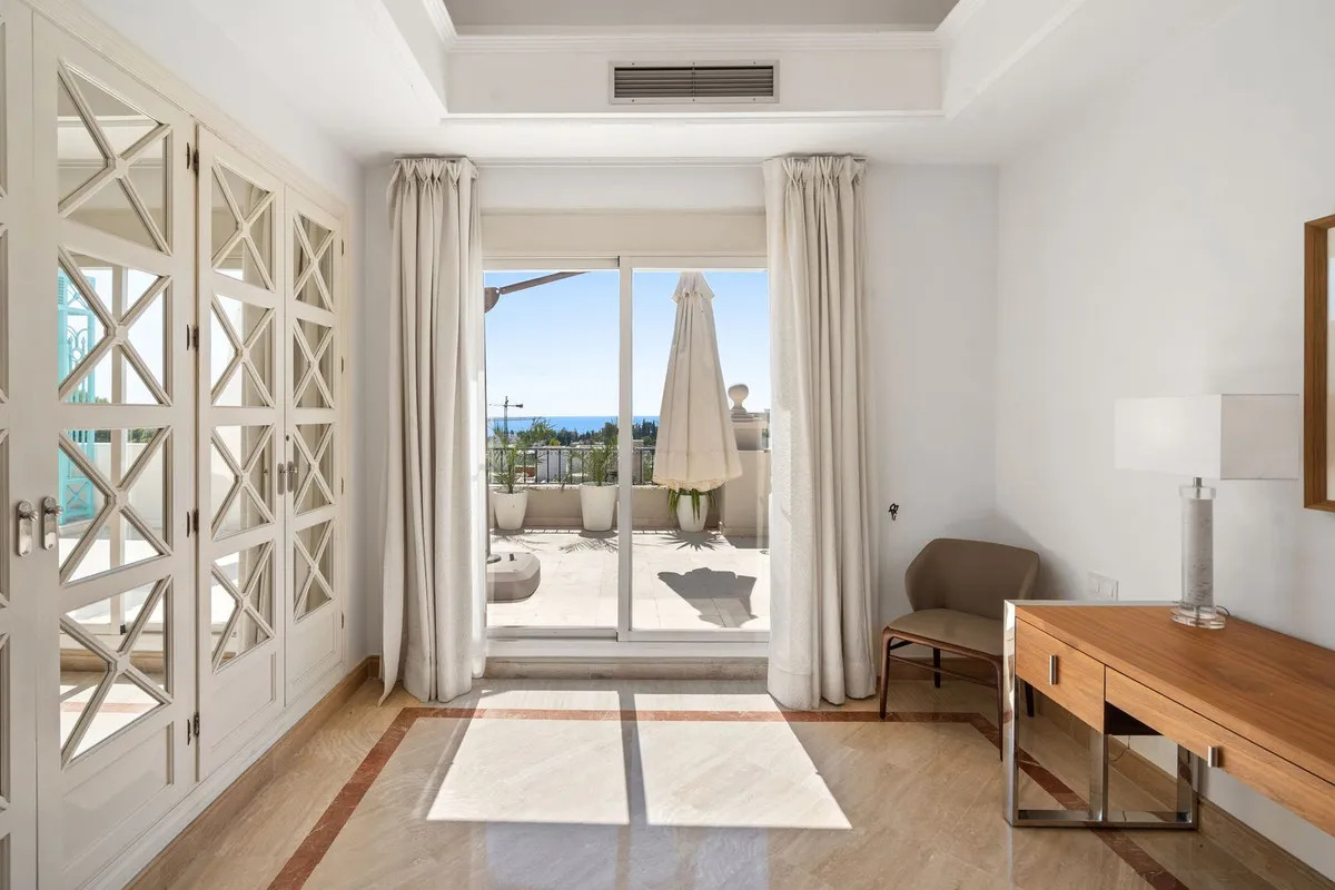 2dc58fdc-8b9c-4c2e-ae20-919e0d4a8bc2