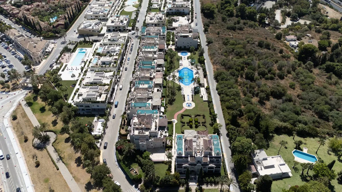 37d7e1e9-e03b-4ade-971d-c3b02a645245