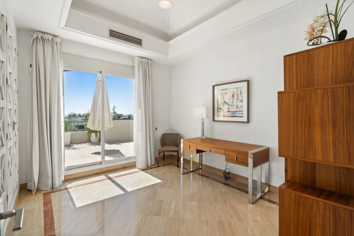 5a91f448-827c-445c-a12f-a813714b447d