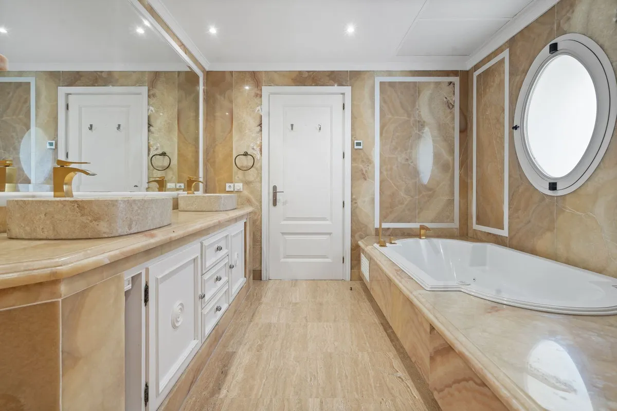 630c6721-d198-481e-8f26-13e06da04eb9