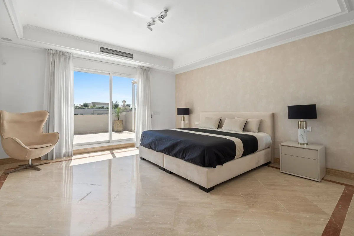 f2dabd26-a657-4bd5-a0d6-5da7d3a64da6