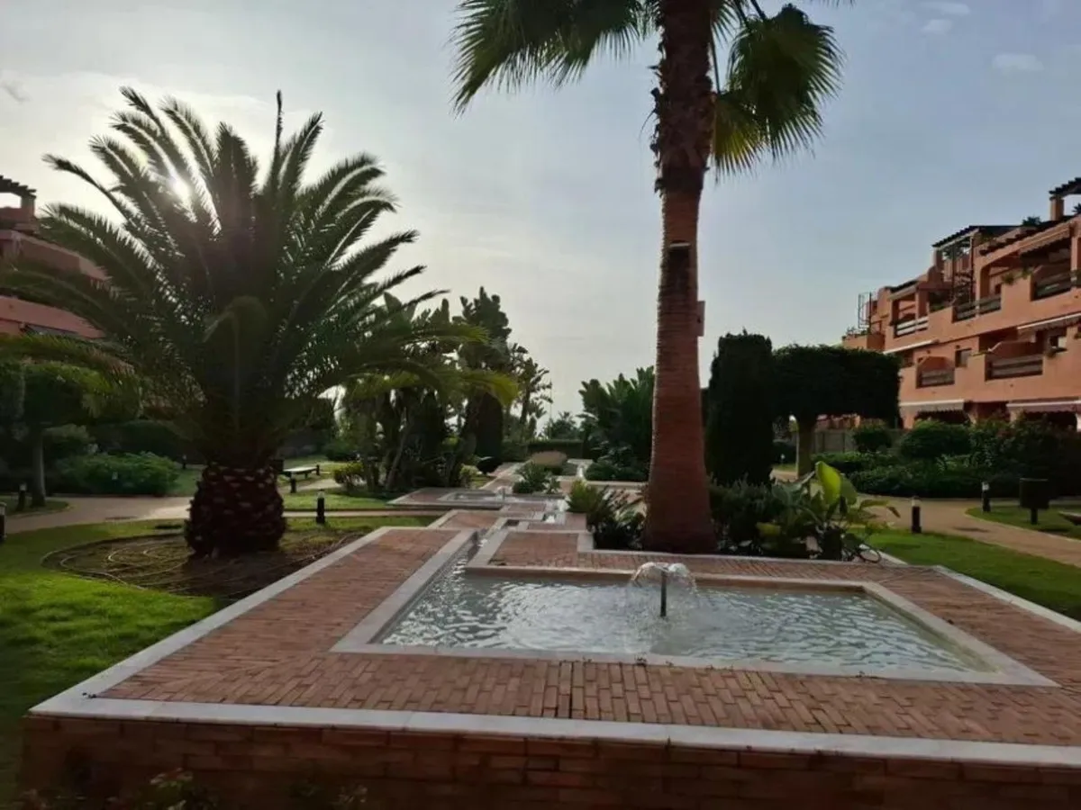 e70c9b43-b07b-4d44-94ae-70fbad4f2dff