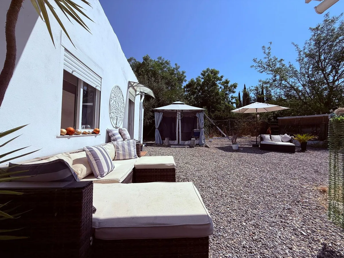 6cfbec81-b68d-47ef-a196-6c6093872f3f