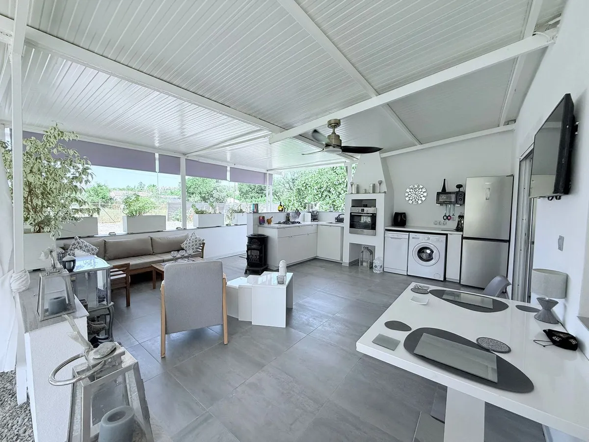 c1e75f63-c347-4eb1-89ad-3c5c93eab26e