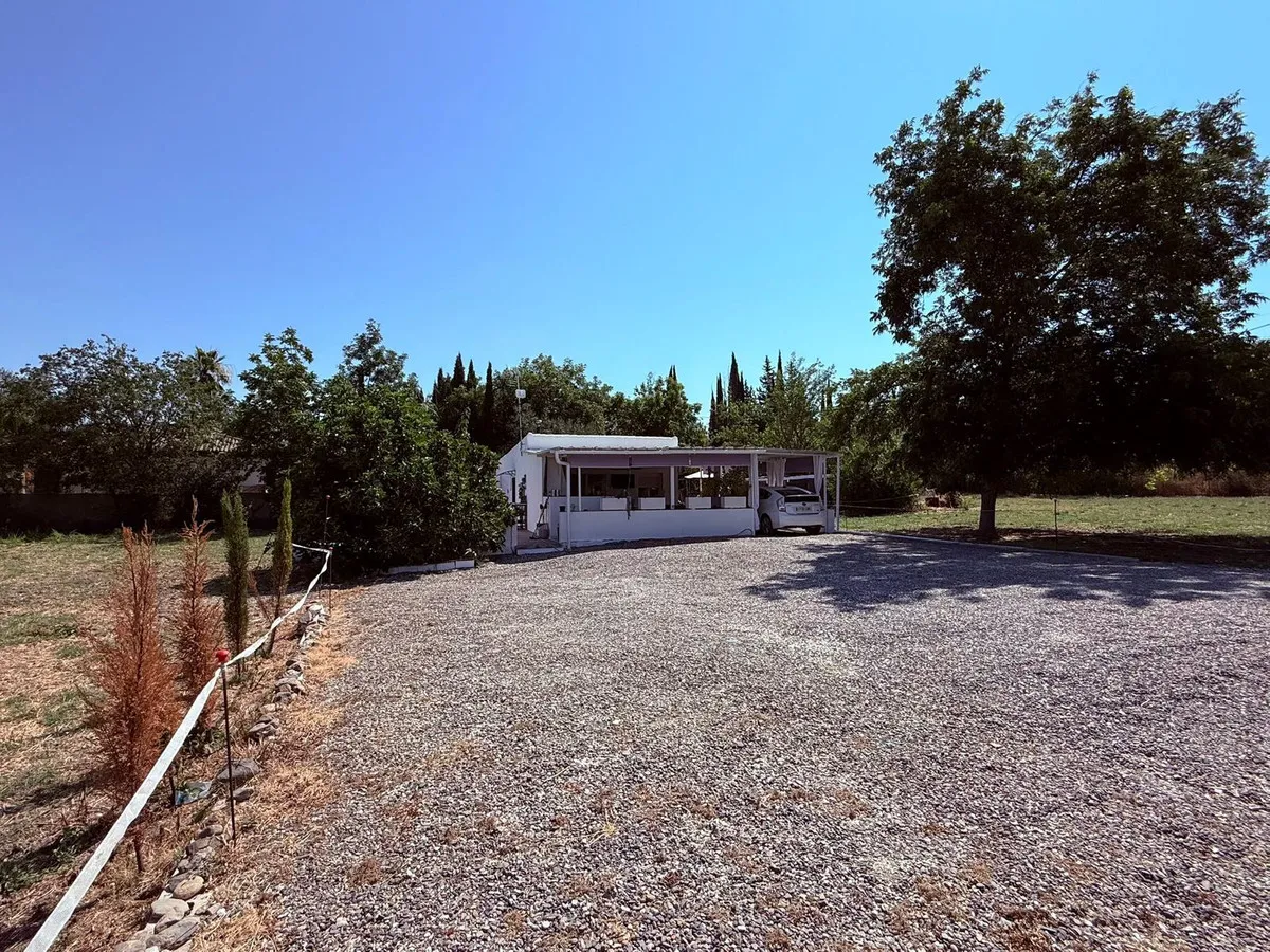 f0e2a900-7292-4e5b-954d-6ab6954ca81f