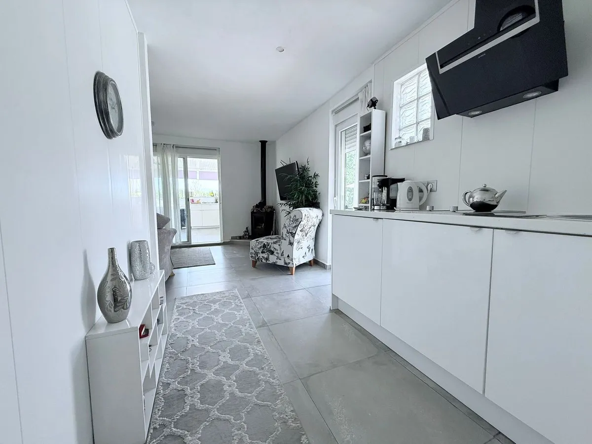 fc0011b3-7d8e-4940-b495-712e8b323ea5