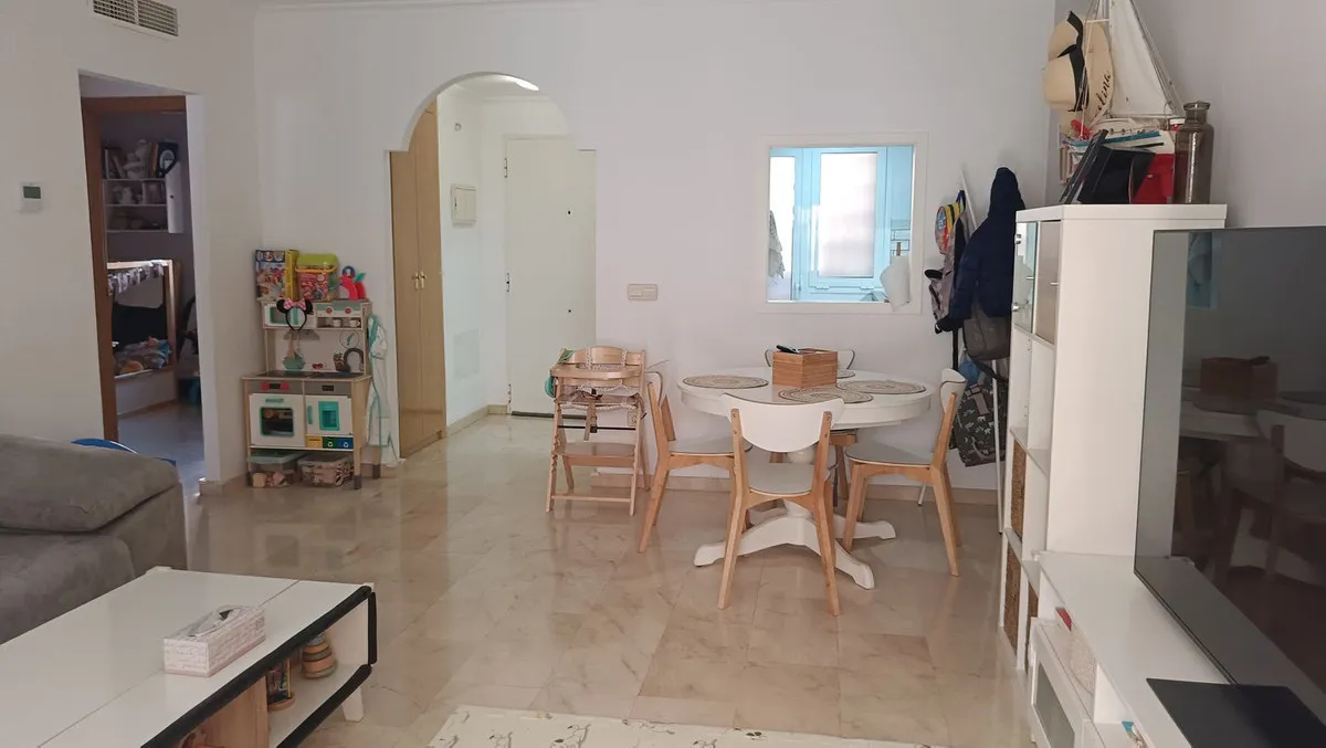 9afc27d8-d144-4214-996d-7325f7ee5830