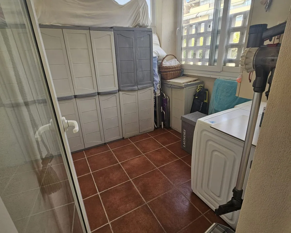 b7f609a8-bdf4-416c-865f-162646d5a003