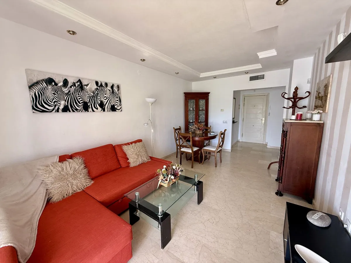 4d42cc5d-7ec0-40bb-bf37-4223bcd581ad