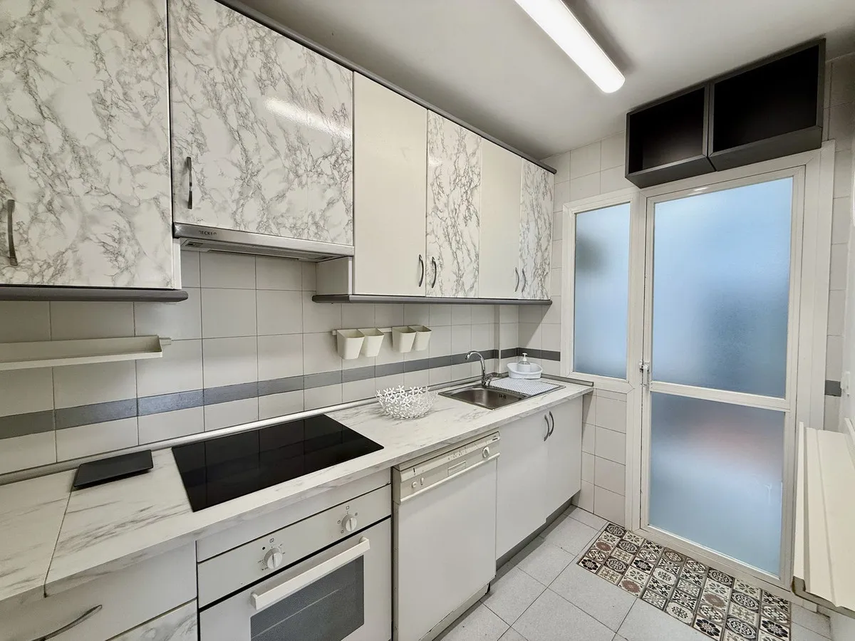 e81c8b97-b2d9-4062-a357-8b3adec7afdd