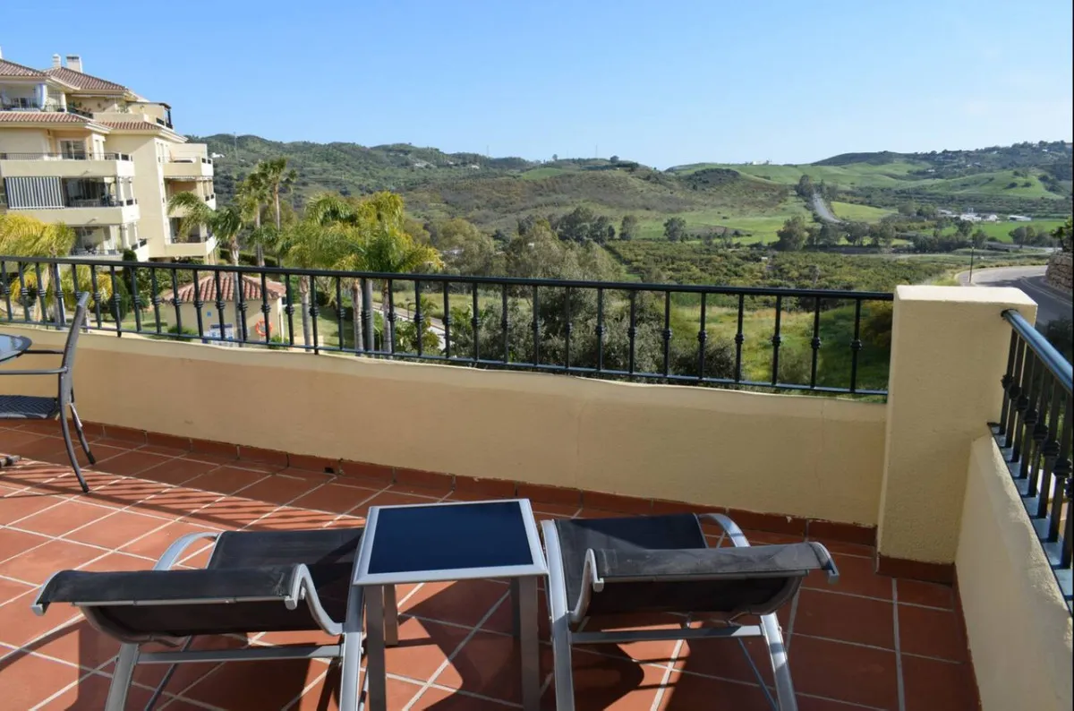 9b84fdd6-d505-4cea-8975-846e48e6e9e1