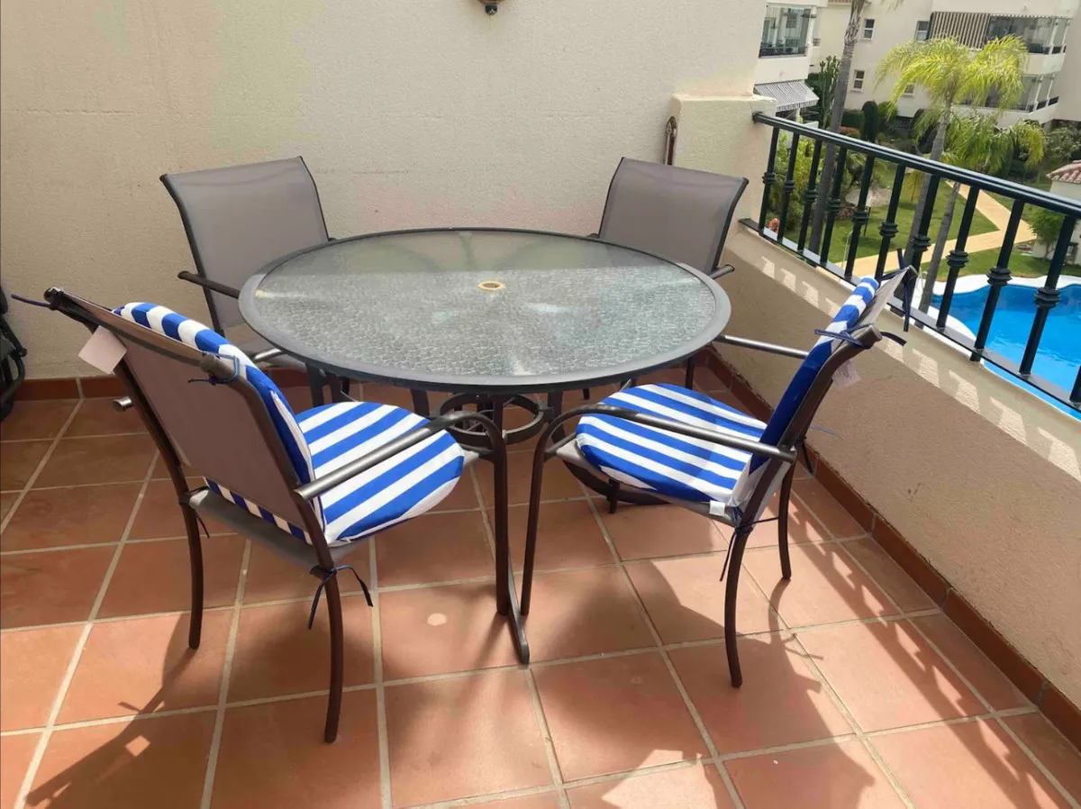 fbf845b7-216a-49e0-958f-dacb521b5614