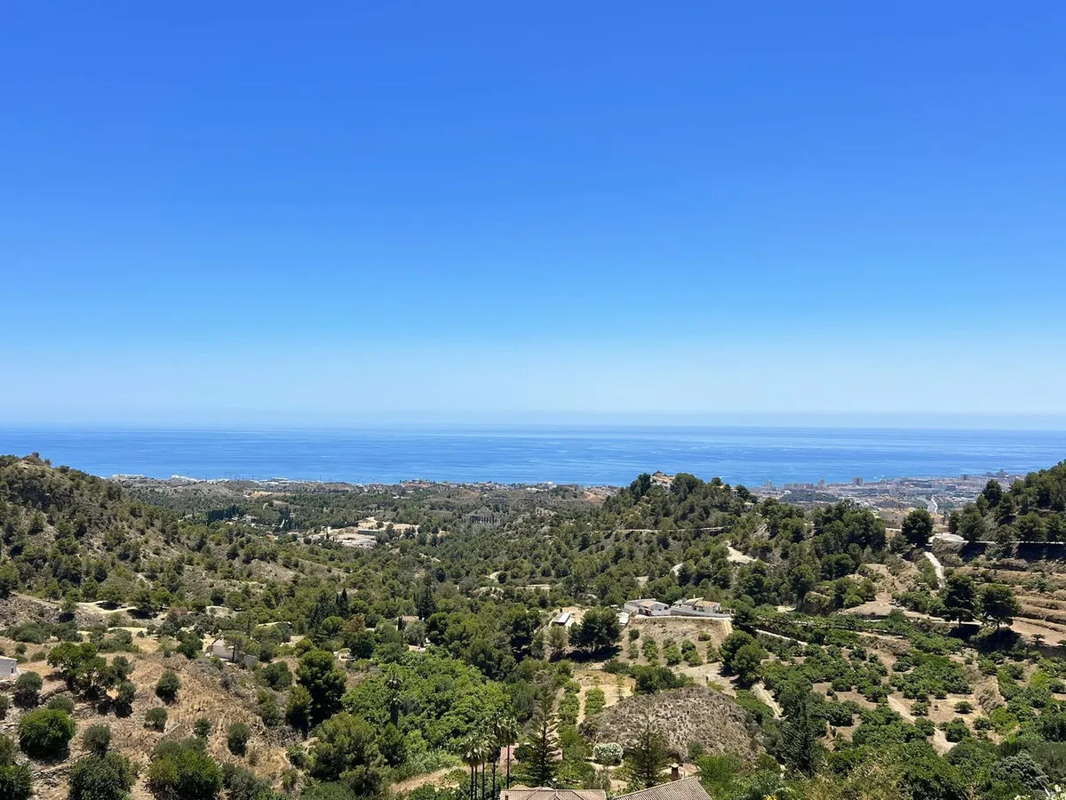 237b3992-42a6-4715-b7e0-ee29317f97d2